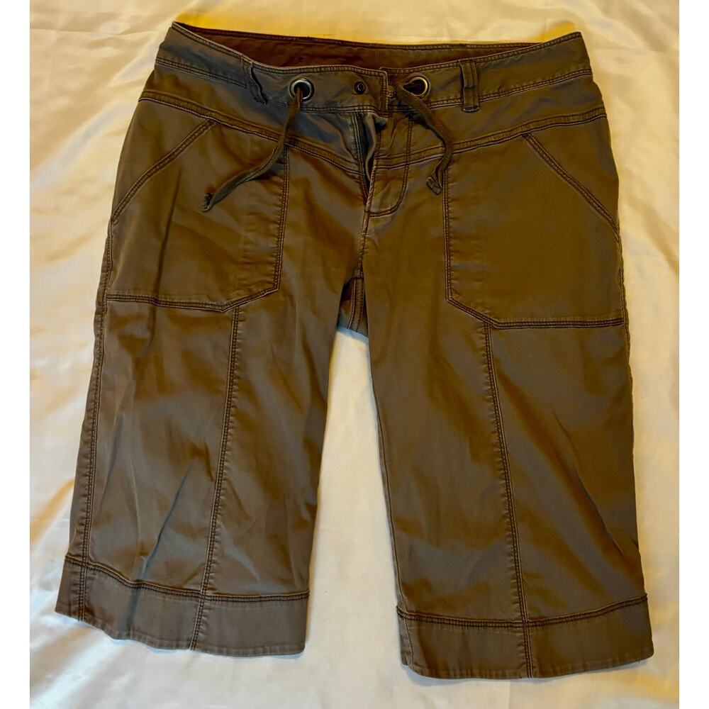 North Face Noble stretch Shorts Womans sz 8 hiking, camping, outdoor adventure